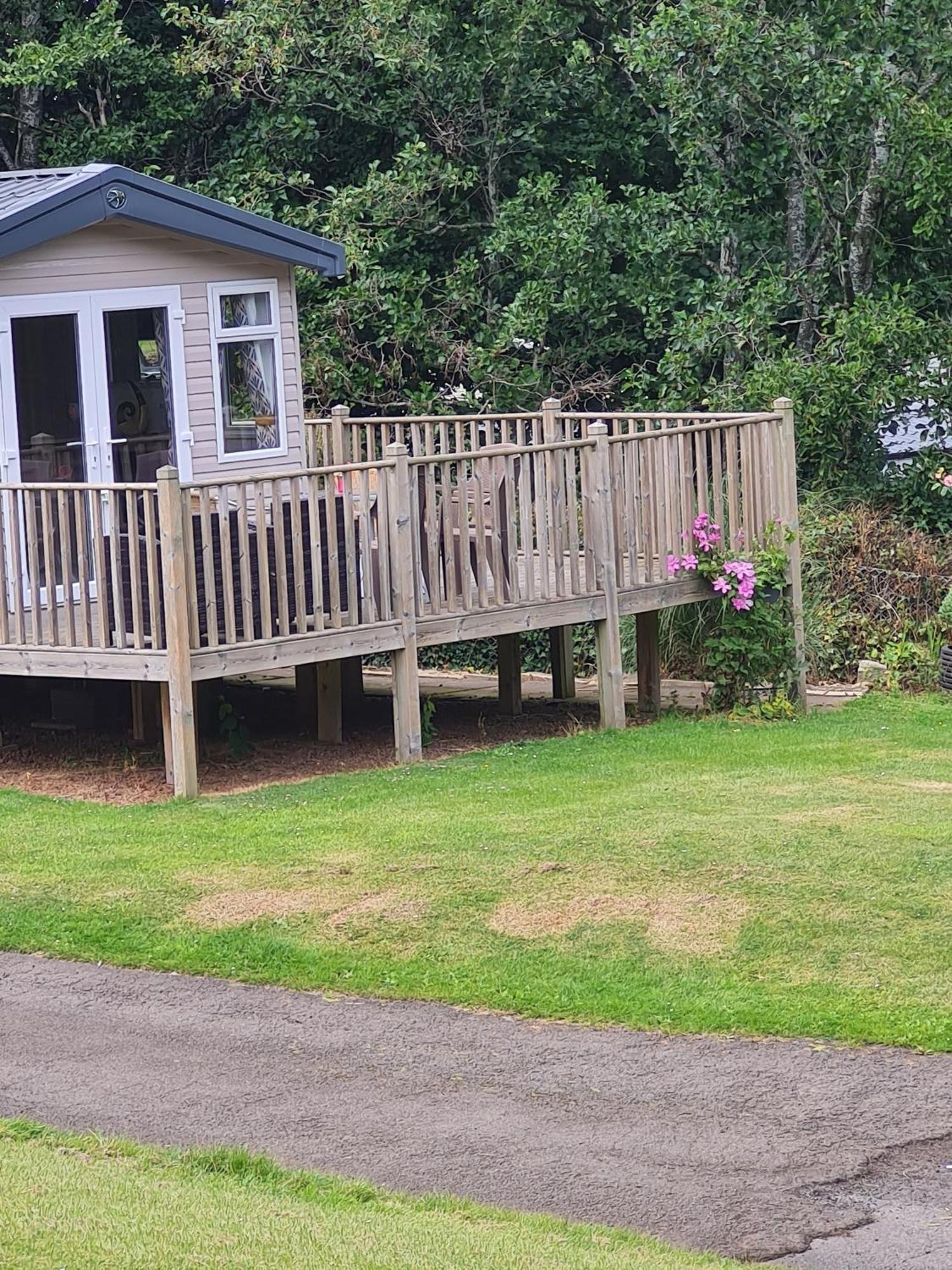 Caravan On Fantastic Site Dunbar Extérieur photo